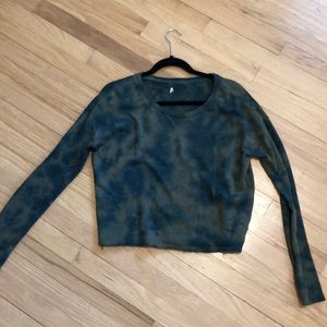 Green tie-dye cropped sweatshirt